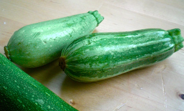 Heerlijke pannekoeken van courgettes op snelle recepten