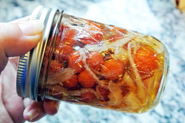 Tomaten met knoflook voor de winter, recepten. Tomaten oogsten met knoflook voor de winter: een recept voor snel koken, zonder sterilisatie, gezouten zonder te baden Tomaten met knoflook voor de winter, recepten. Tomaten oogsten met knoflook voor de winter: een recept voor snel koken, zonder sterilisatie, gezouten zonder te baden