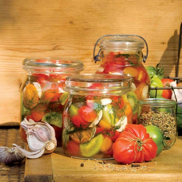 Tomaten met knoflook voor de winter, recepten. Tomaten oogsten met knoflook voor de winter: een recept voor snel koken, zonder sterilisatie, gezouten zonder te baden Tomaten met knoflook voor de winter, recepten. Tomaten oogsten met knoflook voor de winter: een recept voor snel koken, zonder sterilisatie, gezouten zonder te baden
