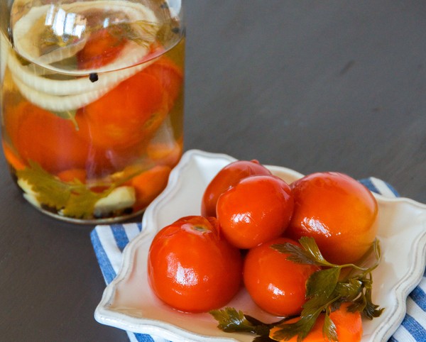 Tomaten in gelatine voor de winter - recepten met uien, zonder sterilisatie. In de winter geoogste, ingemaakte tomaten in gelatine Tomaten in gelatine voor de winter - recepten met uien, zonder sterilisatie. In de winter geoogste, ingemaakte tomaten in gelatine