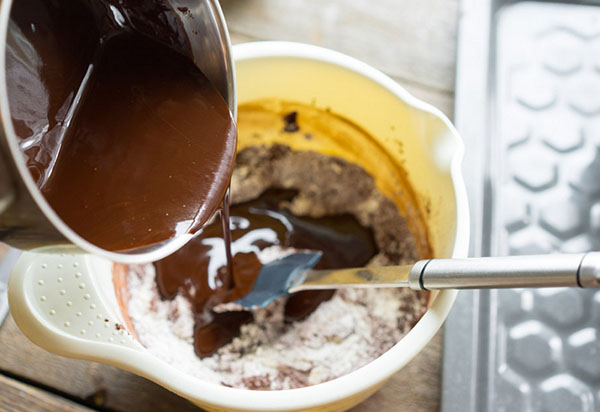 Een eenvoudig recept: brownie, die in de mond smelt