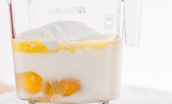 Originele recepten voor pannenkoeken op Pancake Day 2017 stap voor stap met de foto: op melk, kefir, gist, met vullingen voor elke smaak