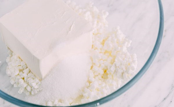 Originele recepten voor pannenkoeken op Pancake Day 2017 stap voor stap met de foto: op melk, kefir, gist, met vullingen voor elke smaak