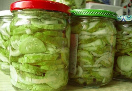 Komkommersalade voor de winter
