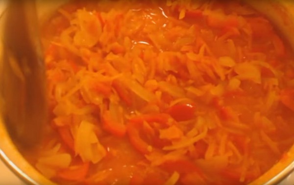 Salade met rijst en groenten voor de winter. Recepten voor salade voor de winter met rijst en tomaten, courgette, wortelen