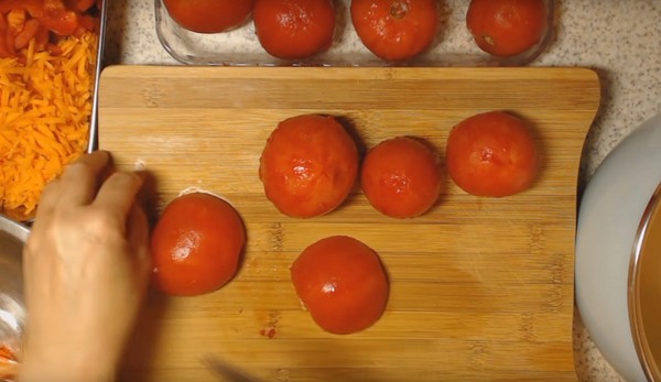 Salade met rijst en groenten voor de winter. Recepten voor salade voor de winter met rijst en tomaten, courgette, wortelen