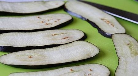 Teschin-tong van aubergine