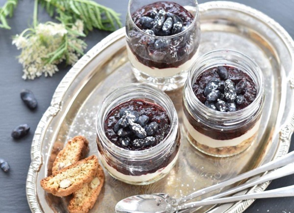 Kamperfoelie jam