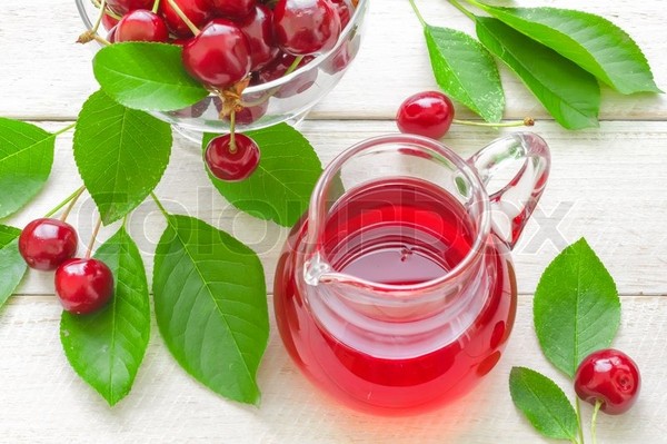 Kers voor de winter - recepten - confituur met pitjes en pitjes, vijf minuten, jam, gelei zonder gelatine, kersencompote