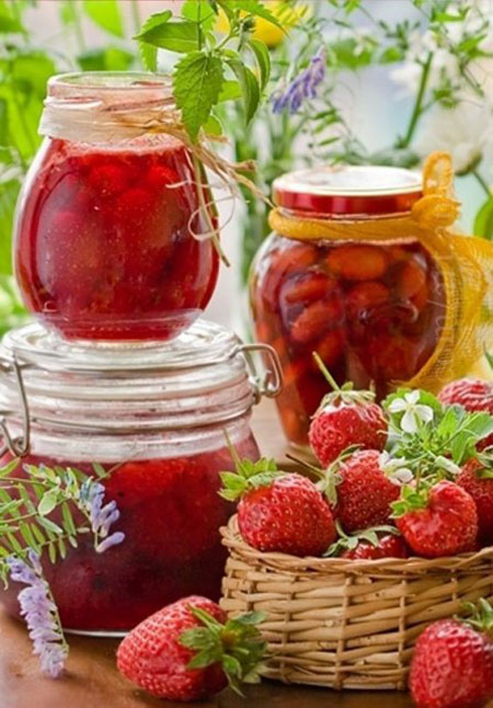 Aardbeienjam is een remedie tegen verkoudheid
