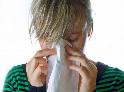 Hoe sinusitis thuis te behandelen