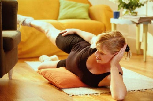 Gymnastiek voor zwangere vrouwen in het 2e trimester