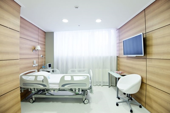 We zijn op zoek naar "onze" kliniek voor plastische chirurgie
