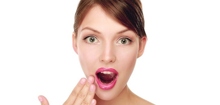  Een snelle en effectieve manier om verkoudheid op de lippen te behandelen: eenvoudige recepten